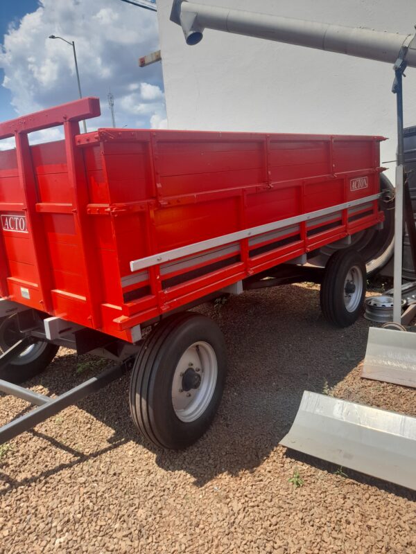 Carreta Agrícola Semi-Graneleira Acton