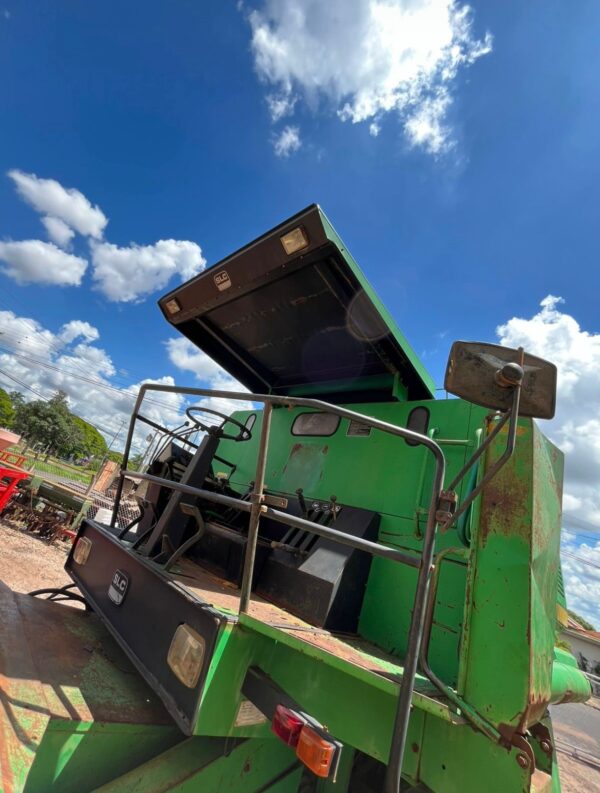 Colhedoura 6200 John Deere com 2 plataformas - Image 12