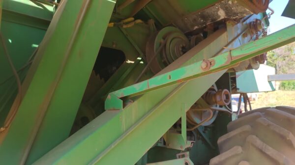 Colhedoura 6200 John Deere com 2 plataformas - Image 6